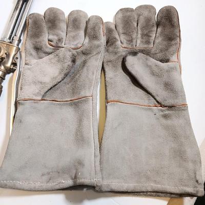Victor straight cutting / welding torch head with shades and welding gloves.