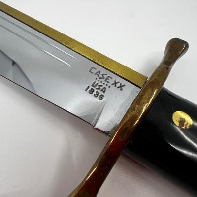 465 Case XX Bowie Hunter Survival Knife / Scabbard