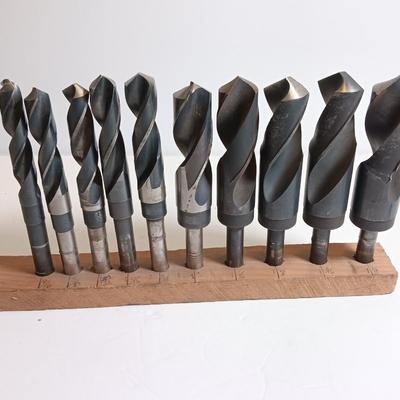 Assortment of drill bits