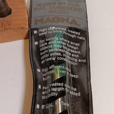 Assortment of drill bits