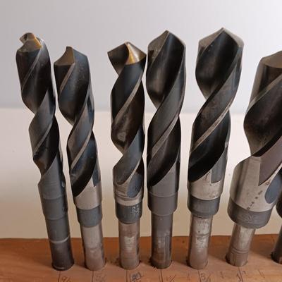 Assortment of drill bits