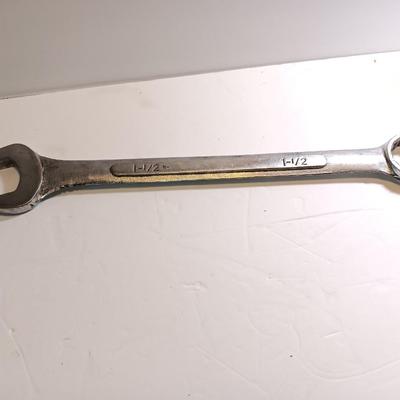LARGE 1-1/2 wrench
