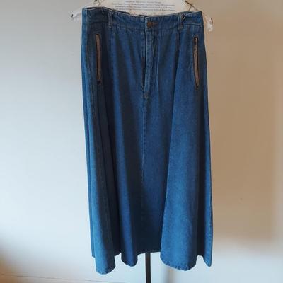 Muâ€™umuâ€™u Dresses, Jackets and More (B1-BBL)