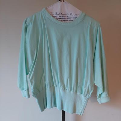 Muâ€™umuâ€™u Dresses, Jackets and More (B1-BBL)
