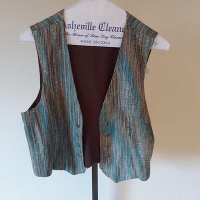 Muâ€™umuâ€™u Dresses, Jackets and More (B1-BBL)