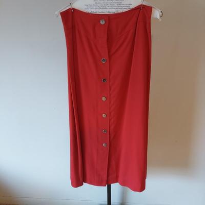 Muâ€™umuâ€™u Dresses, Jackets and More (B1-BBL)