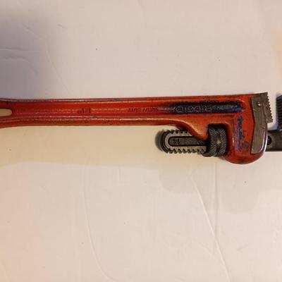 RIDGID TOOLS 14" PIPE WRENCH HEAVY DUTY - MADE IN USA - 14 - RIDGE TOOL CO. C75