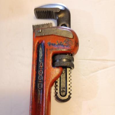 RIDGID TOOLS 14" PIPE WRENCH HEAVY DUTY - MADE IN USA - 14 - RIDGE TOOL CO. C75
