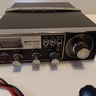 Vintage Midland Convoy Buddy 77-882 CB Radio in box! 1976