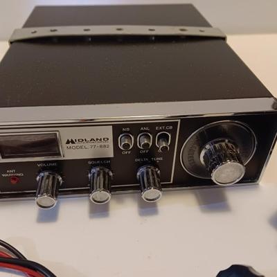 Vintage Midland Convoy Buddy 77-882 CB Radio in box! 1976