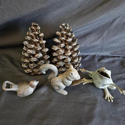 Metal Critters and Bookends (LR-DW)