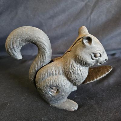 Metal Critters and Bookends (LR-DW)