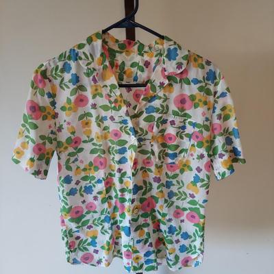 60s & 70s Vintage Matching Sets, Blouses and Skirts Size Small (B1-BBL)