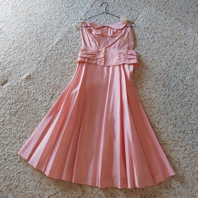 60s & 70s Vintage Matching Sets, Blouses and Skirts Size Small (B1-BBL)