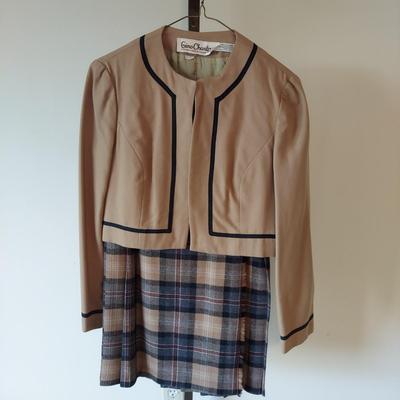60s & 70s Vintage Matching Sets, Blouses and Skirts Size Small (B1-BBL)