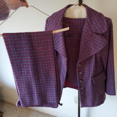 60s & 70s Vintage Matching Sets, Blouses and Skirts Size Small (B1-BBL)
