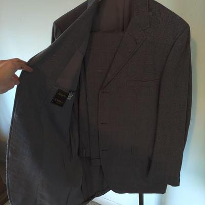 Mens Vintage Suits Inc. Made in Asheville & More Plus Ties (B1-BBL)