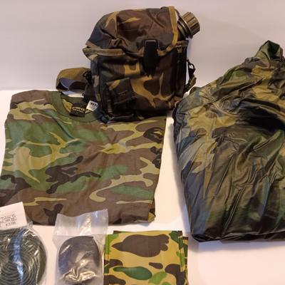 Camouflage rain jacket - T shirt- bandana and more