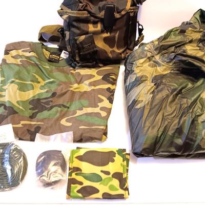 Camouflage rain jacket - T shirt- bandana and more