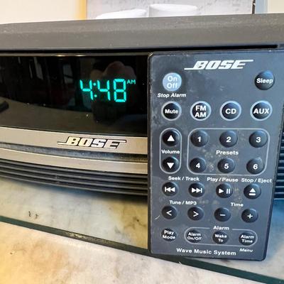 Bose Wave Radio Music System III Radio CD Player Alarm Remote AWRCC1