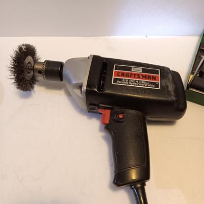 Craftsman electric 3/8-inch variable speed reversible drill with assortment of drill bits