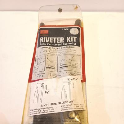 Craftsman Riveter Kit with 15" Pittsburgh adjustable wrench