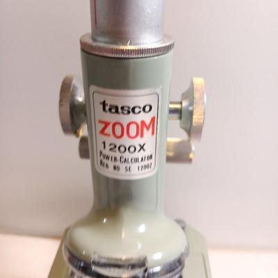 Tasco Quality Optics Zoom Microscope kit - appears complete.