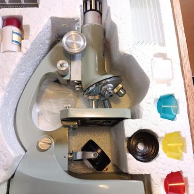 Tasco Quality Optics Zoom Microscope kit - appears complete.