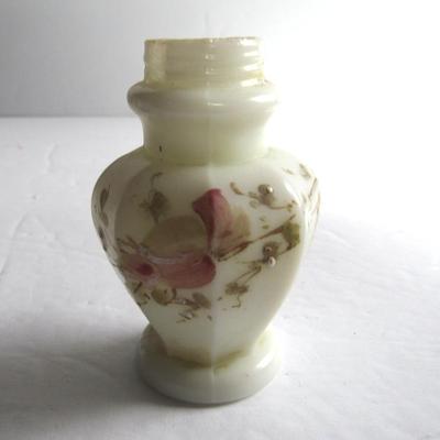 Lot of Misc Vintage Glassware, Etched Bowl, Shakers, Salt Insert