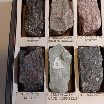 Complete Burminco rocks & Minerals Metamorphic Rock Kit -- Kit NO. K-551-C