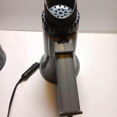 Craftsman 12 volt spotlight and a Realistic power horn
