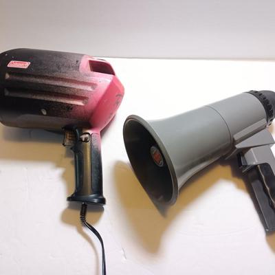 Craftsman 12 volt spotlight and a Realistic power horn