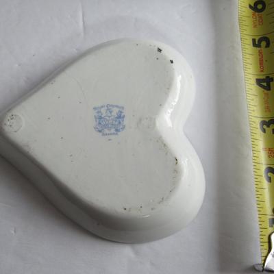 Antique Child's Heart Shaped Dish, Royal Bayreuth