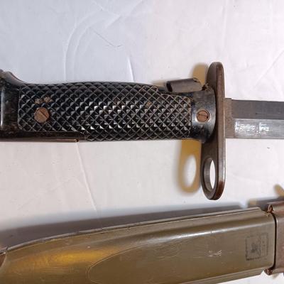 Military Issued U.S.A - U.S. Army M8A1 Bayonet, with Scabbard and nylon storage case.