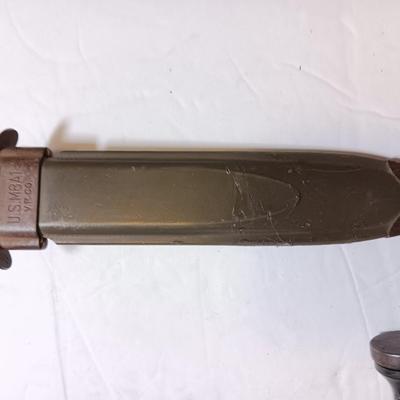 Military Issued U.S.A - U.S. Army M8A1 Bayonet, with Scabbard and nylon storage case.
