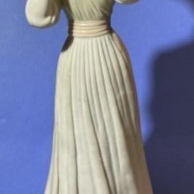 Victorian Lady Figurine w/Mirror by Pucci Les Femmes Collection in Good Preowned Condition.