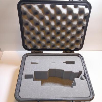 Hard sided pistol case