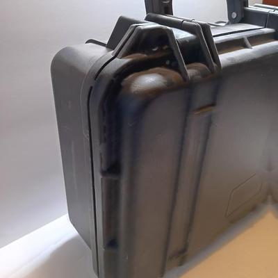 Hard sided pistol case