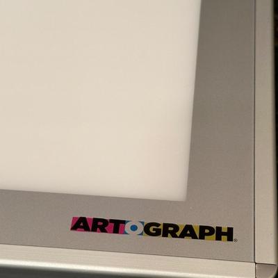 ARTOGRAPH ~ Light Pad 940 & Storage/Carrying Case