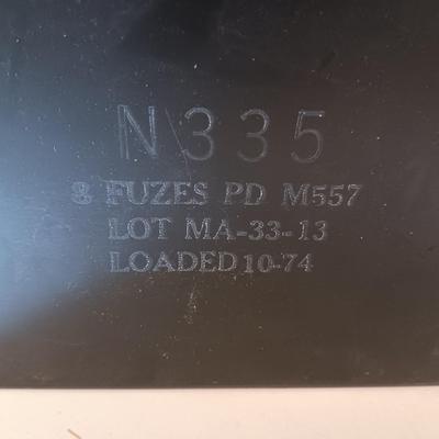 Military issued N335 8 fuzes PD M557 Lot MA-33-13 Loaded 10-74 Ammunition chest