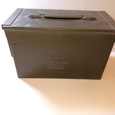 Military issued N335 8 fuzes PD M557 Lot MA-33-13 Loaded 10-74 Ammunition chest