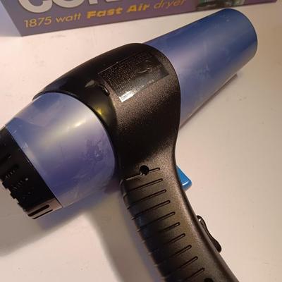 Ottlight HD High-definition natural lighting with Conair Supermax fast Hair dryer