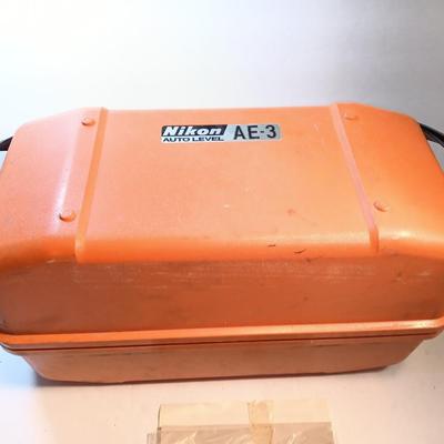 Nikon Auto Level AE-3 with box