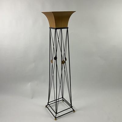 819 Italian Metal Plant Stand