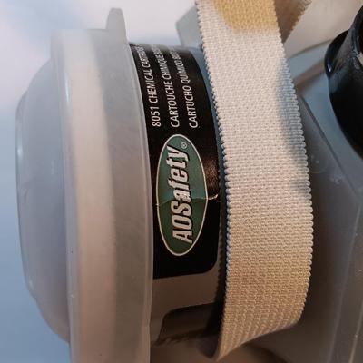 3M AO Safety/3M Tekk 95115 Paint Pesticide Respirator