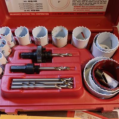 Milwaukee 17-piece suer-tough Bi-metal 4/6 Hole saw kit