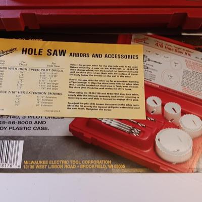 Milwaukee 17-piece suer-tough Bi-metal 4/6 Hole saw kit