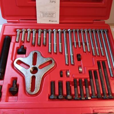 SNAP ON Bolt-Grip Puller set