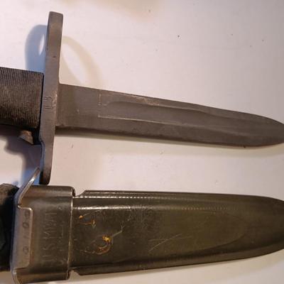 Vintage military issued Bayonet with scabbard marked US M8A1