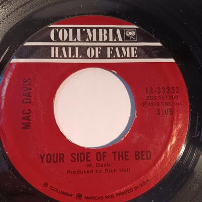 Vinyl albums - 45 record - Frankie Avalon - The Cascades - Paul Anka and more